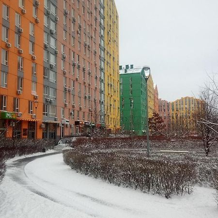 קייב Georgeous Bright Studio In A Bright Residential Complex Comfort Town Кт-08 מראה חיצוני תמונה