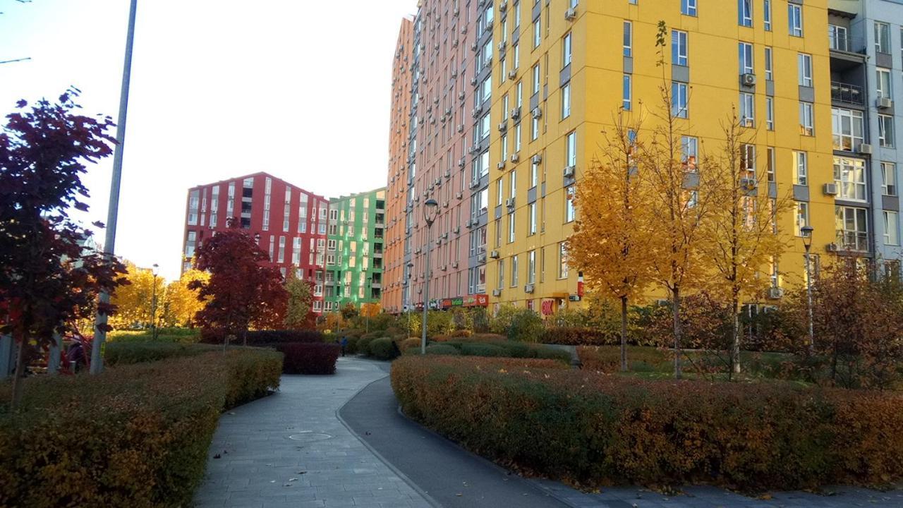 קייב Georgeous Bright Studio In A Bright Residential Complex Comfort Town Кт-08 מראה חיצוני תמונה