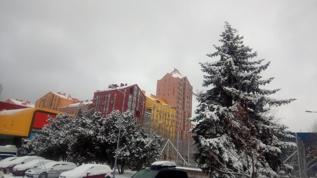 קייב Georgeous Bright Studio In A Bright Residential Complex Comfort Town Кт-08 מראה חיצוני תמונה