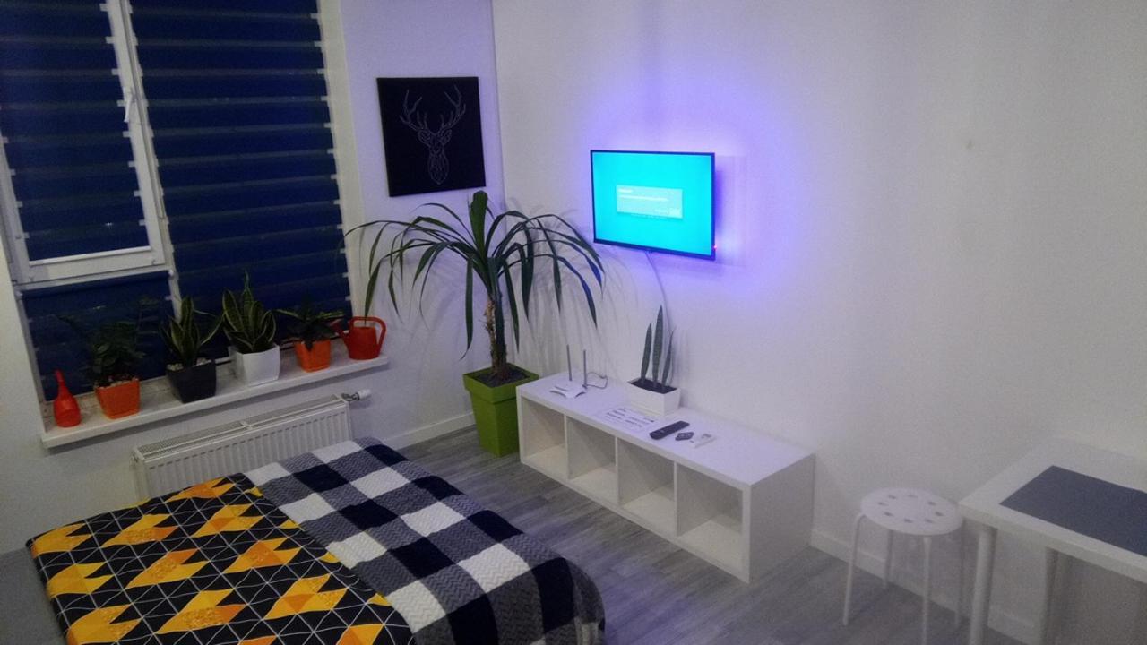 קייב Georgeous Bright Studio In A Bright Residential Complex Comfort Town Кт-08 מראה חיצוני תמונה